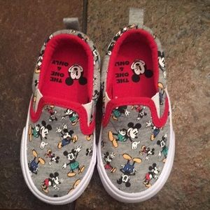 Mickey Mouse toddler shoes